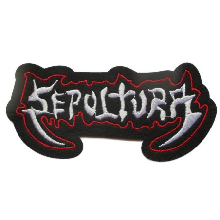 patch groupe hard rock Sepultura noir rouge blanc 13.5x6.5 cm écusson thermocollant
