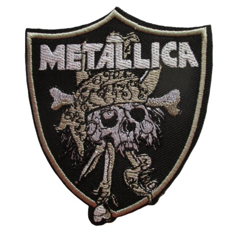 patch metallica blason avec un pirate 8.5 7.5 cm ecuson thermocollant