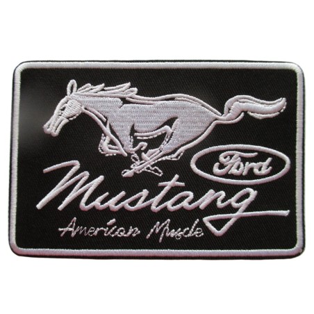 Mustang „American Muscle“ Bestickter Aufnäher – Schwarz & Weiß (12 x 8 cm)
