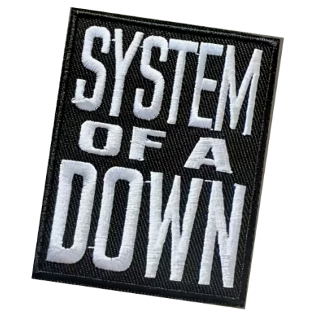 Patch Brodé "System of a Down" – Logo l– 7,5 x 6 cm