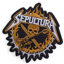 Patch thermocollant brodé « Sepultura » Crâne, Guitare et Épée – 8 x 8 cm