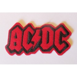 Kleiner Patch Hard Rock Band AC/DC rotes Logo 7x3,5 cm Aufnäher zum Aufbügeln für Jacke Hemd
